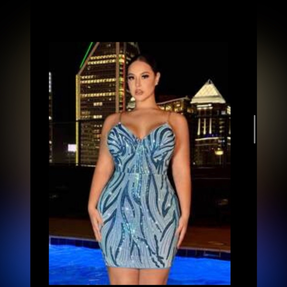 SHEIN Blue Sequin Strapless Bodycon Dress